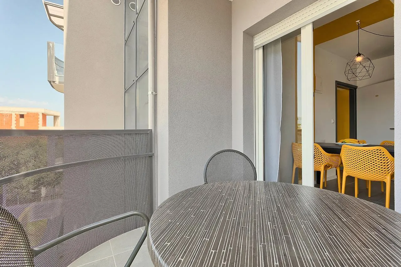 Astinian Apartments Jadranka